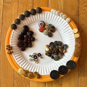 Bundle of Specialty Buttons (80+)